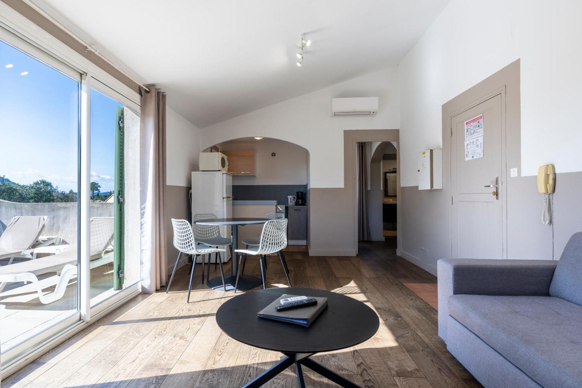 Residence Domaine De Caranella Порто-Веккьо Номер фото